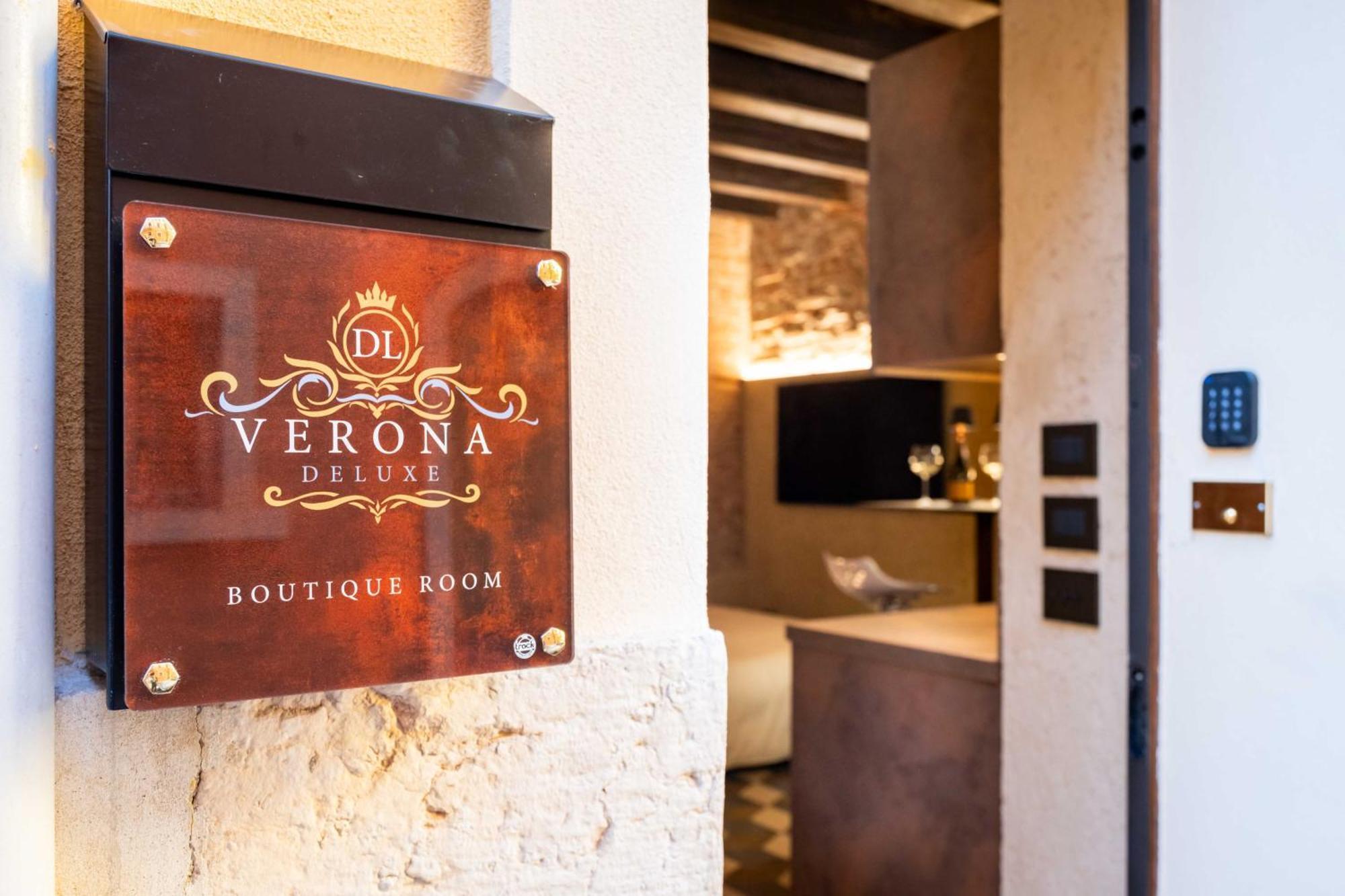 Verona Deluxe Boutique Room Exterior foto